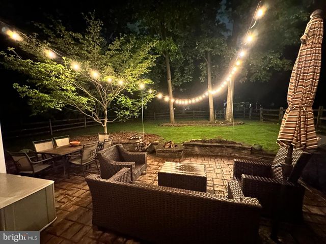 123 RUNNYMEDE DR, Lansdale, PA 19446