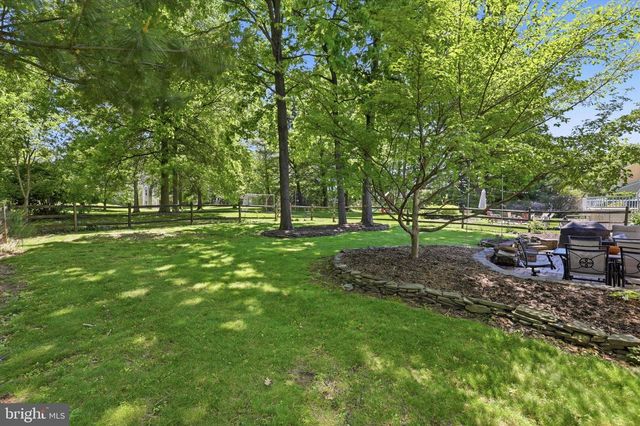 123 RUNNYMEDE DR, Lansdale, PA 19446