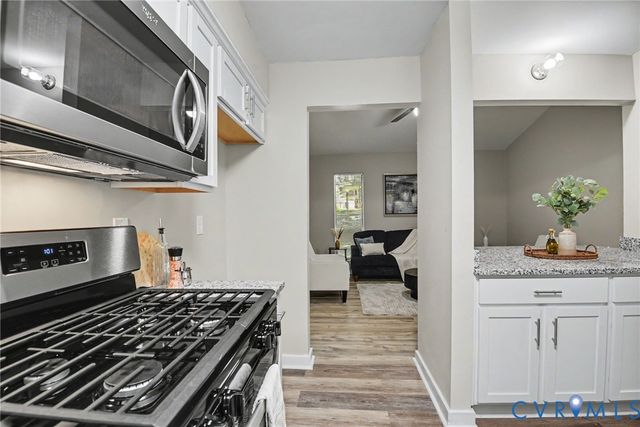 9213 Groundhog Dr, Richmond, VA 23235