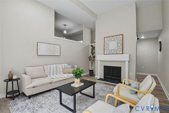 9213 Groundhog Dr, Richmond, VA 23235