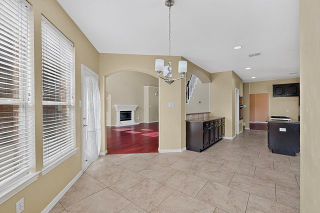 1812 Meadow Ridge Drive, Flower Mound, TX 75028