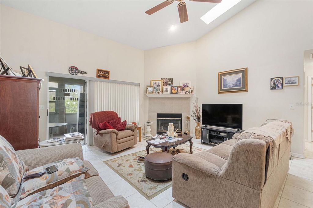 Image 9 of property listing at 127 ILIAD COURT, Ocoee, FL 34761