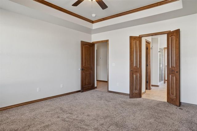 20977 Fall Creek Drive, Harrah, OK 73045