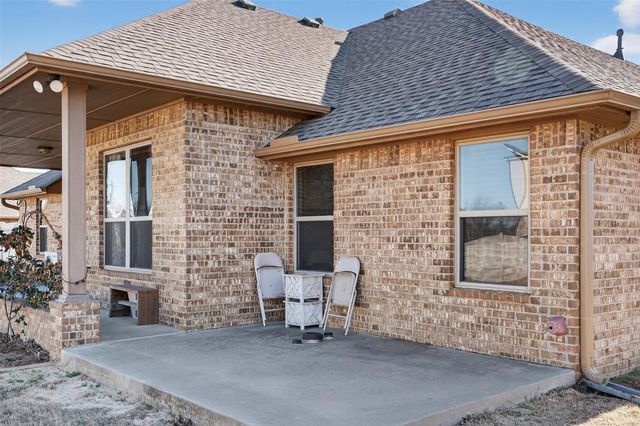 20977 Fall Creek Drive, Harrah, OK 73045