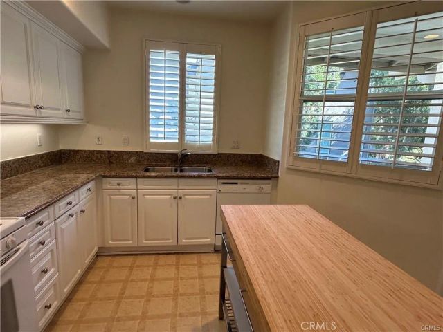 155 Stepping Stone, Irvine, CA 92603