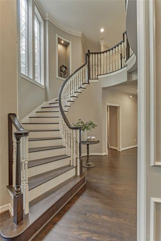 7 Gentry Oak Court, Spring, TX 77381