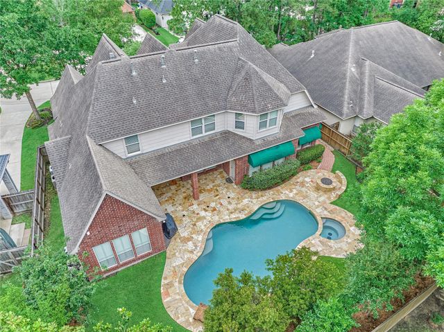7 Gentry Oak Court, Spring, TX 77381