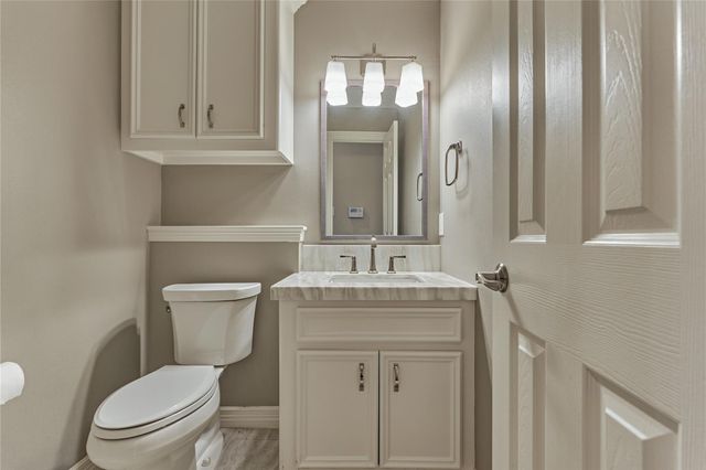 7 Gentry Oak Court, Spring, TX 77381