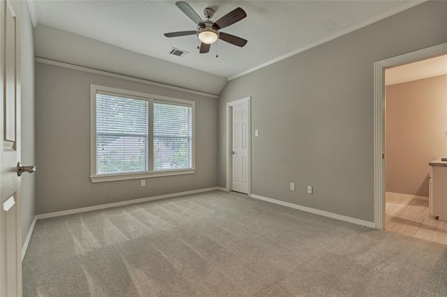 7 Gentry Oak Court, Spring, TX 77381