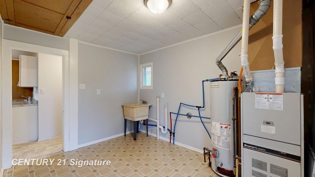 1522 Gilbert Street, Saginaw, MI 48602