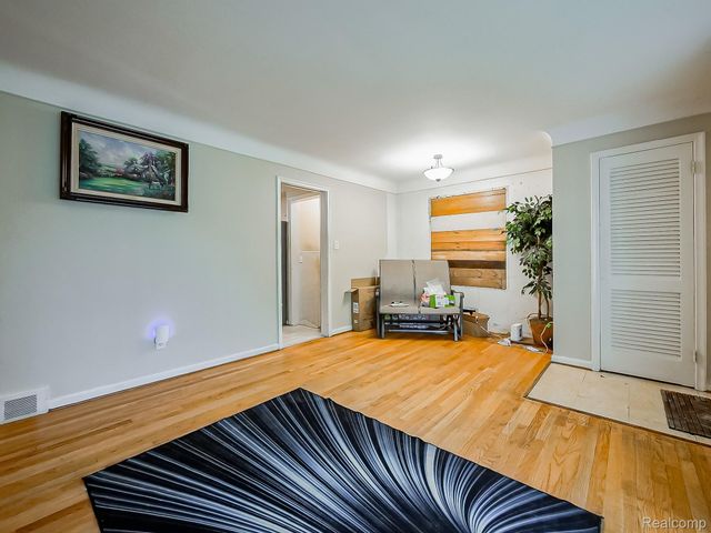 794 Patterson Court, Inkster, MI 48141