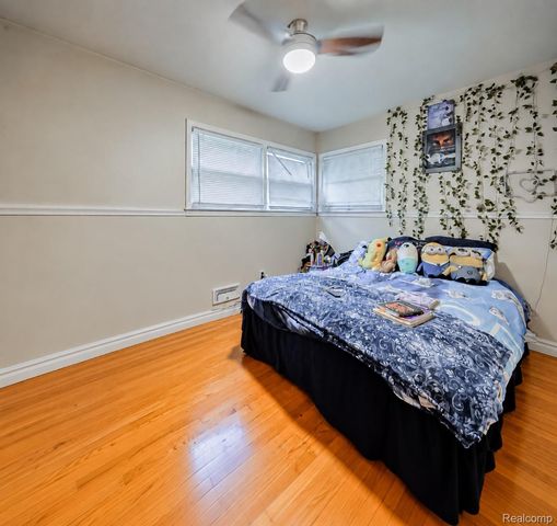 794 Patterson Court, Inkster, MI 48141