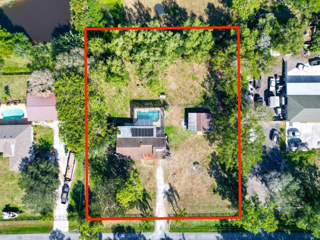 16319 E Cheltenham Drive E, Loxahatchee, FL 33470