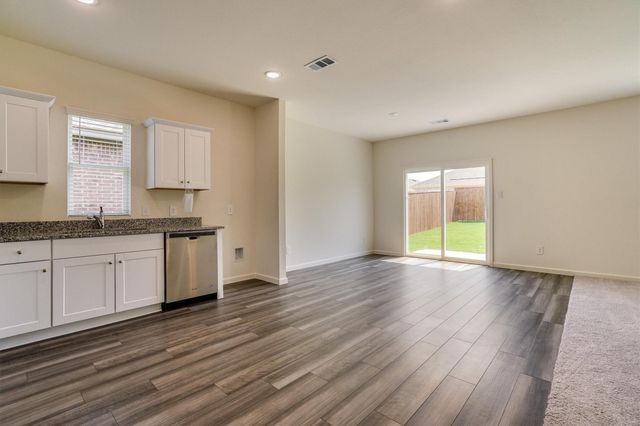 778 Camden Drive, Lavon, TX 75166