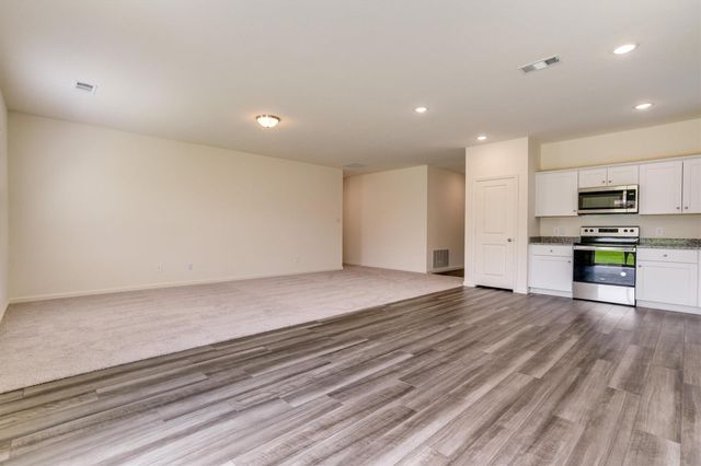 778 Camden Drive, Lavon, TX 75166