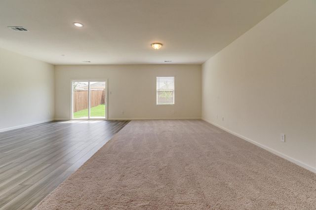 778 Camden Drive, Lavon, TX 75166