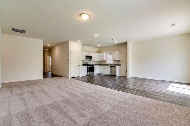 778 Camden Drive, Lavon, TX 75166