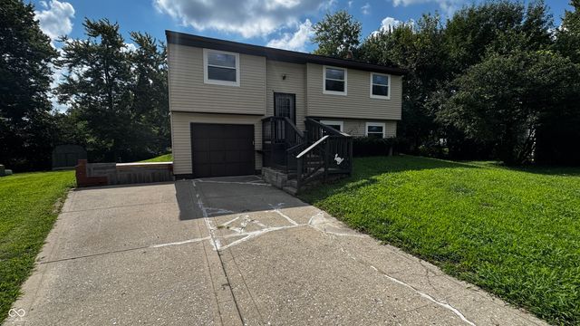 5739 Ensenada Avenue, Indianapolis, IN 46237