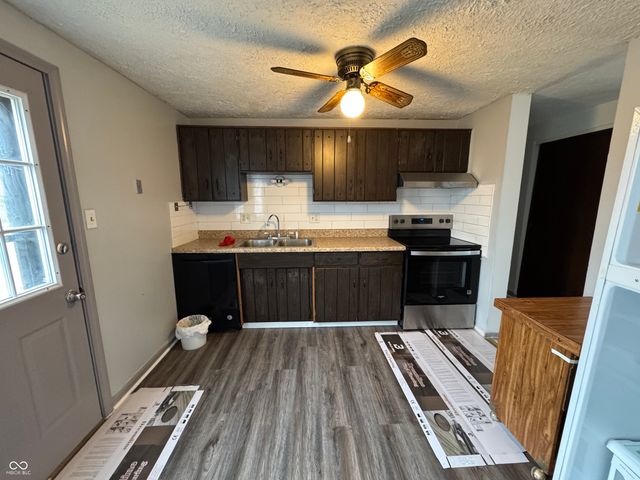 5739 Ensenada Avenue, Indianapolis, IN 46237