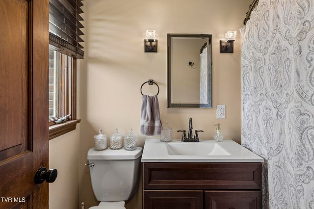 173 D Ward Road, Jonesborough, TN 37659