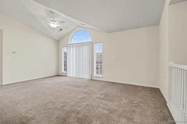 20006 Hidden Oaks Drive, Trenton, MI 48183