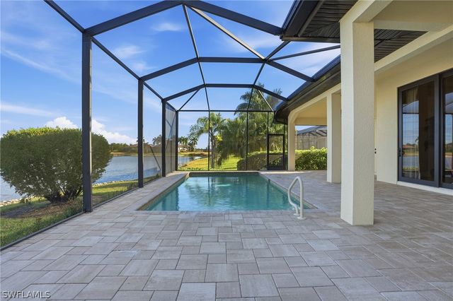 18024 Bluewater DR, Naples, FL 34114