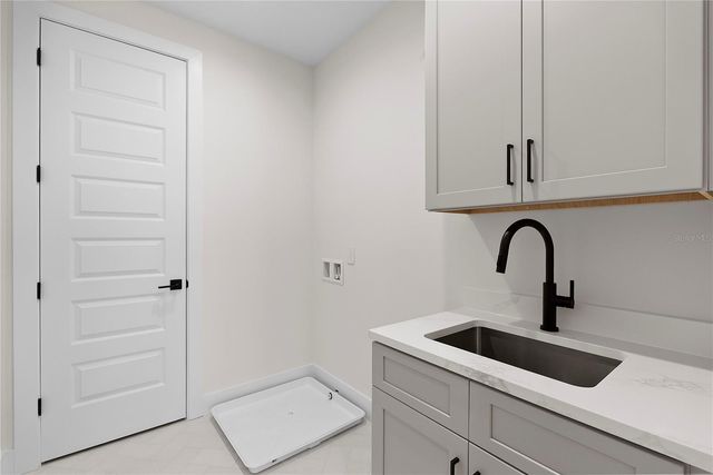 2505 AMHERST AVENUE, Orlando, FL 32804