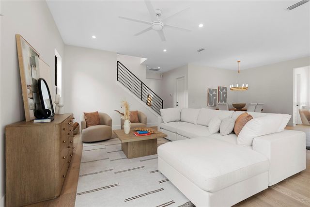 2505 AMHERST AVENUE, Orlando, FL 32804