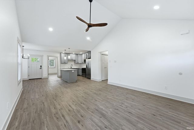3704 Grayston Avenue, Fort Wayne, IN 46806