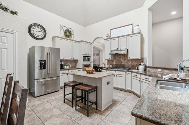 2619 CIELO TRCE, San Antonio, TX 78261