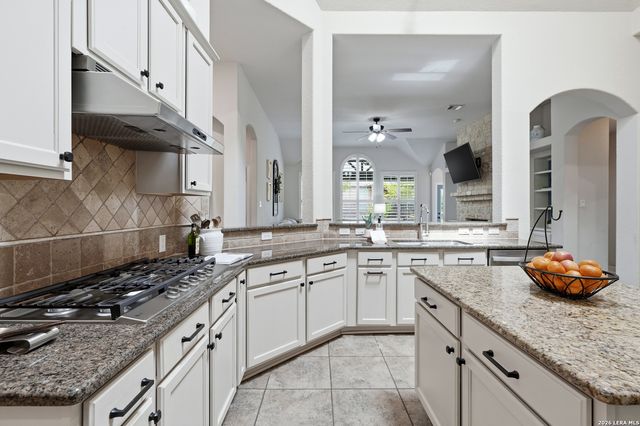 2619 CIELO TRCE, San Antonio, TX 78261