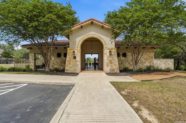 2619 CIELO TRCE, San Antonio, TX 78261