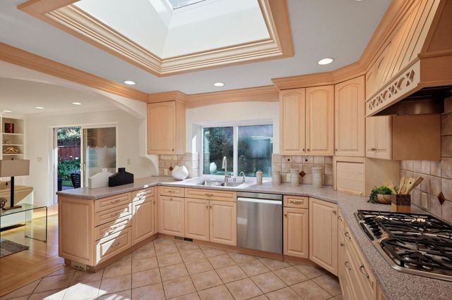 917 Anita Avenue, Belmont, CA 94002