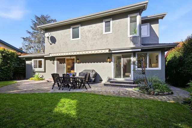 917 Anita Avenue, Belmont, CA 94002