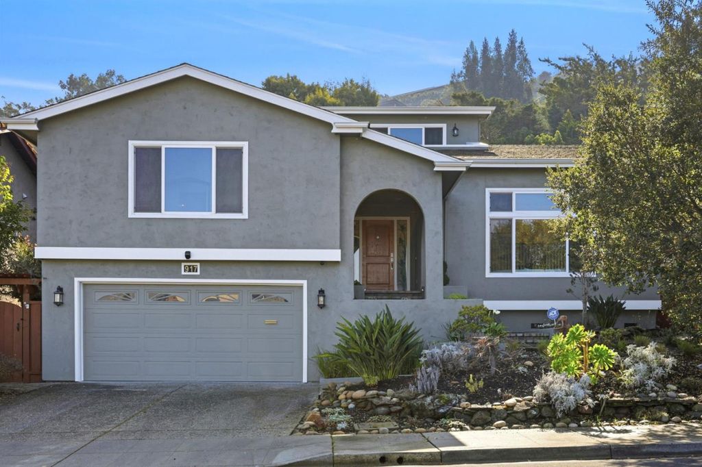 917 Anita Avenue, Belmont, CA 94002