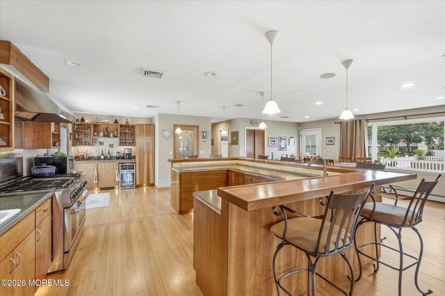 89 Venus Lane, Toms River, NJ 08753