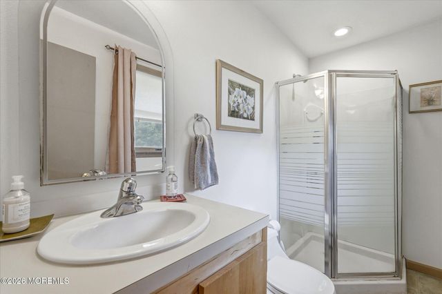 89 Venus Lane, Toms River, NJ 08753