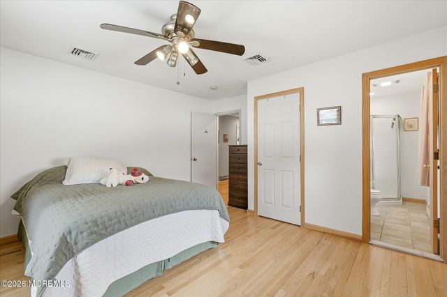 89 Venus Lane, Toms River, NJ 08753