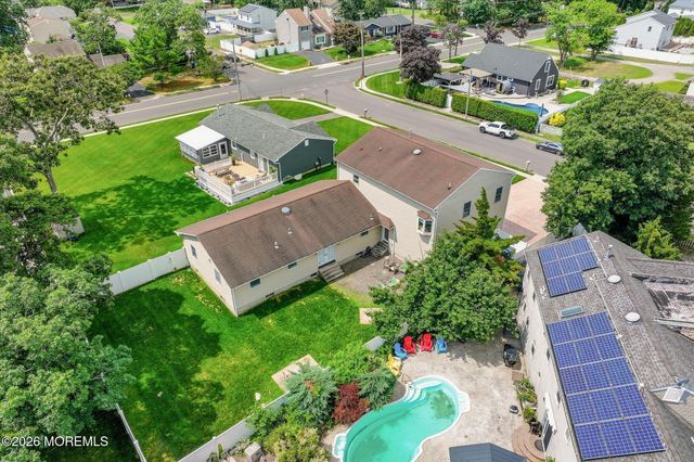 89 Venus Lane, Toms River, NJ 08753