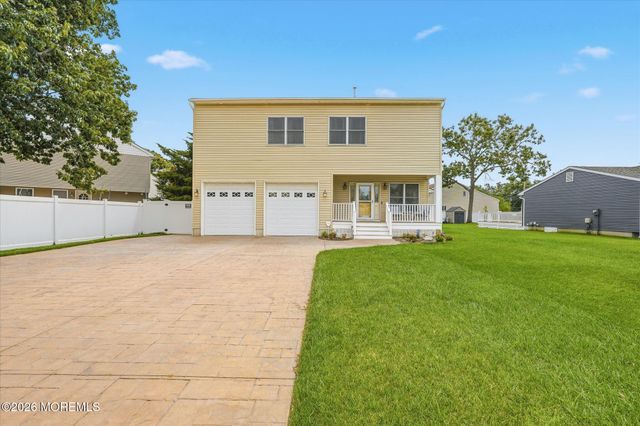 89 Venus Lane, Toms River, NJ 08753