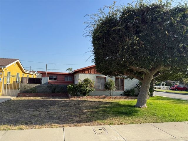 324 Zachary Padilla, Azusa, CA 91702