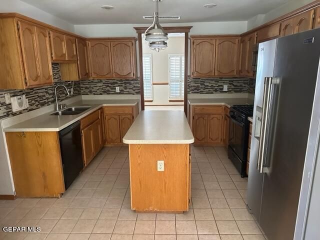 858 VIA REDONDA Court, El Paso, TX 79912