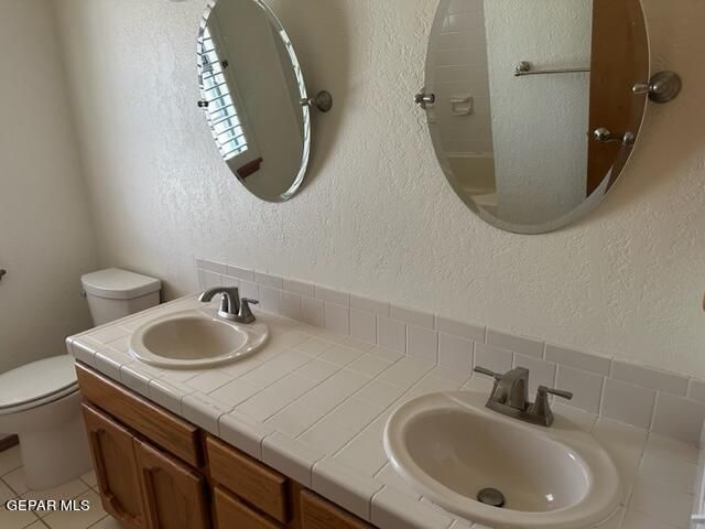 858 VIA REDONDA Court, El Paso, TX 79912