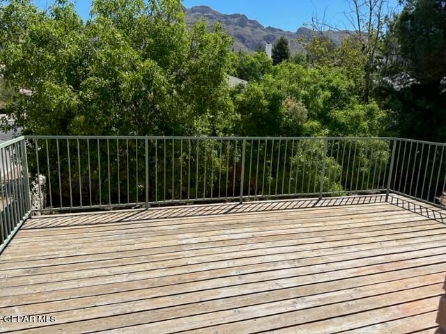 858 VIA REDONDA Court, El Paso, TX 79912