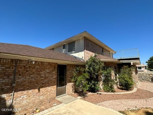 858 VIA REDONDA Court, El Paso, TX 79912