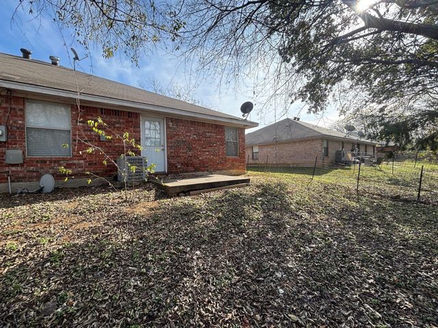 112 Honey Bee Drive 114, Joshua, TX 76058