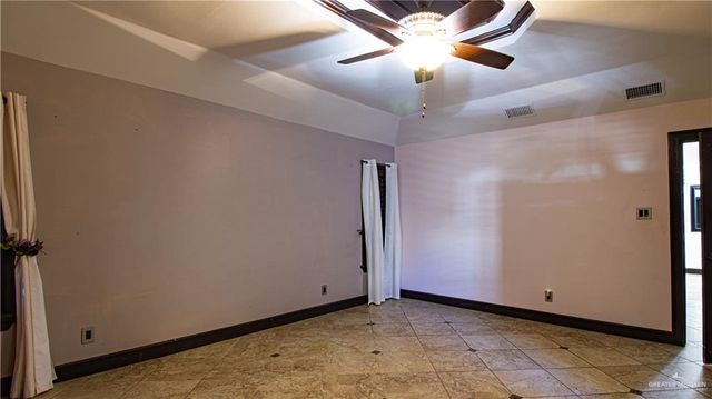 100 W Marigold Avenue, Mcallen, TX 78501