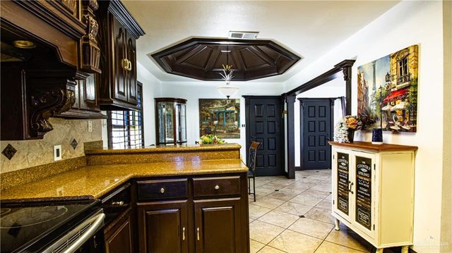 100 W Marigold Avenue, Mcallen, TX 78501