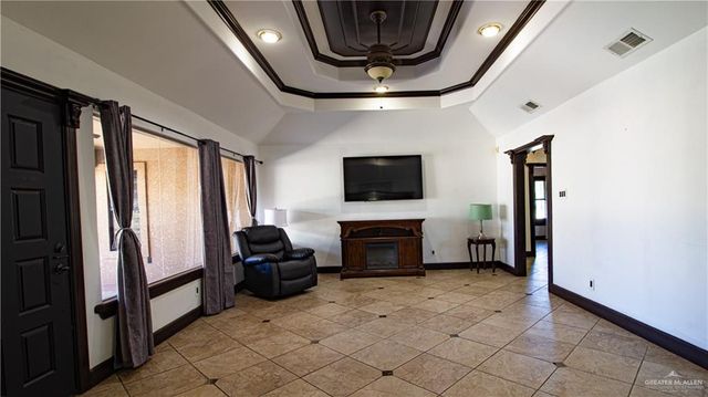 100 W Marigold Avenue, Mcallen, TX 78501