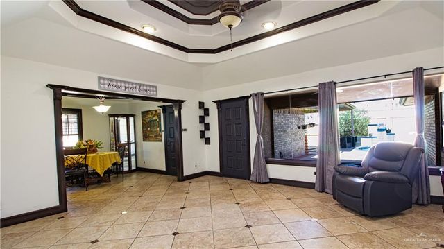 100 W Marigold Avenue, Mcallen, TX 78501